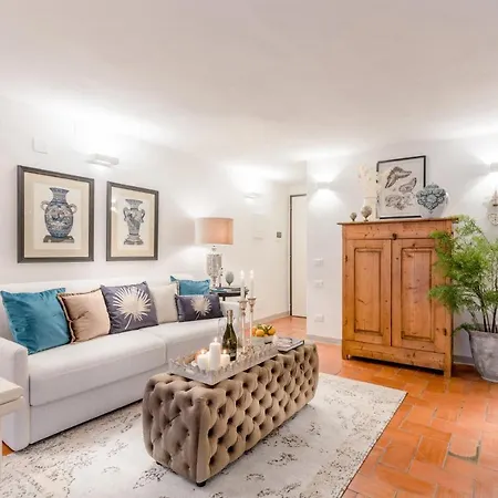 Apartment Casa Colosseum, A Million Dollar's View: The Colosseum. Luxury 1 Bedroom 1 Bathroom *